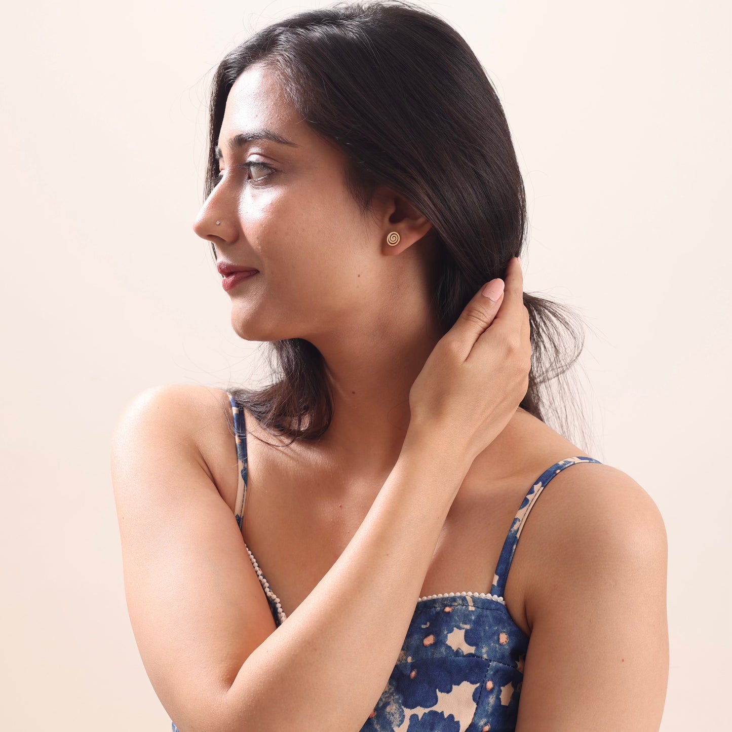 Swirl Studs 18K Gold Plated