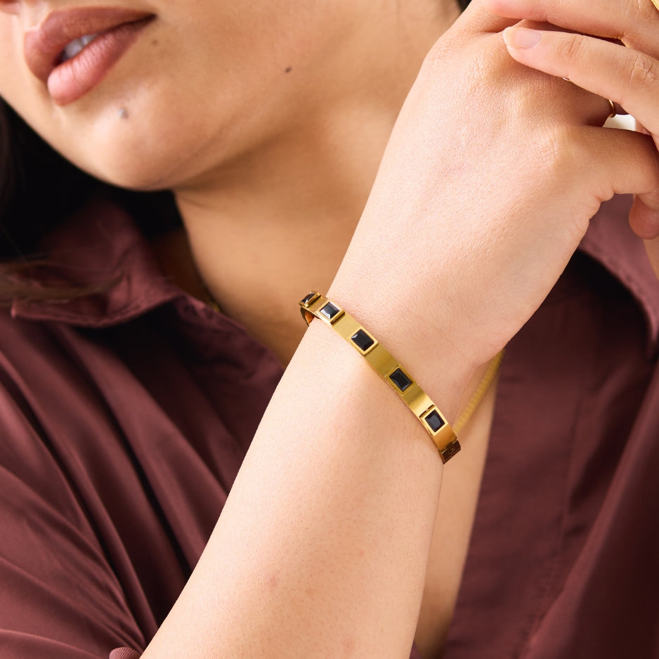 Black Crystal Kada