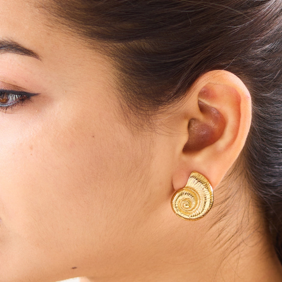 Moana Shell Earring