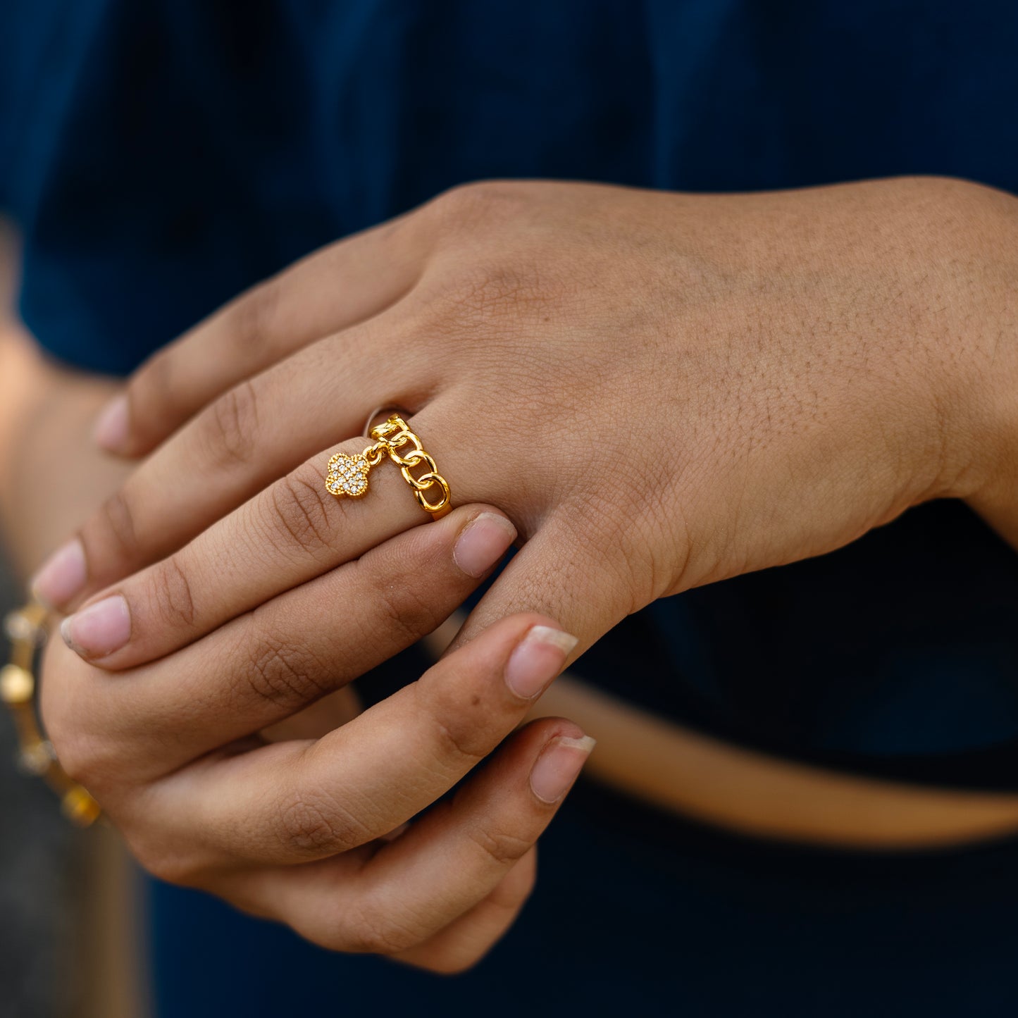 Dangling Clover Ring