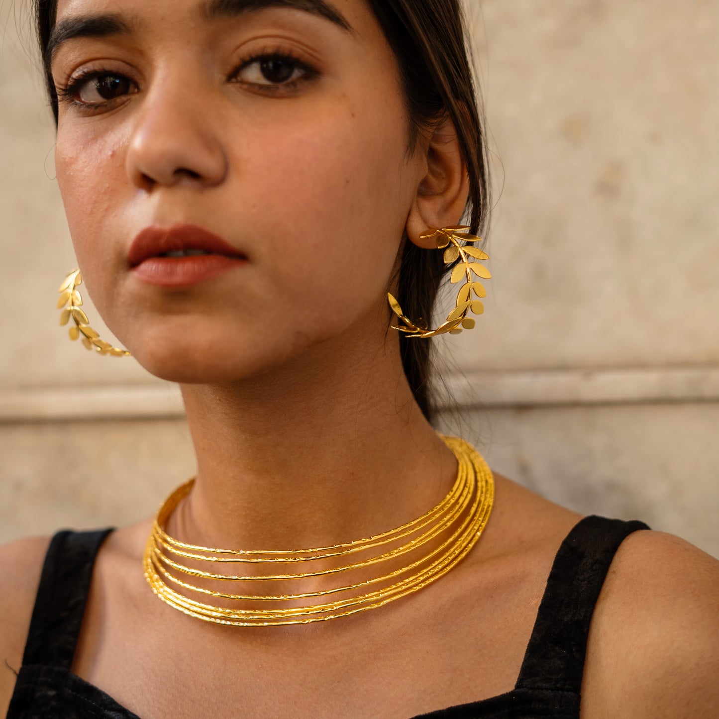 Leaf Round hoop Earring