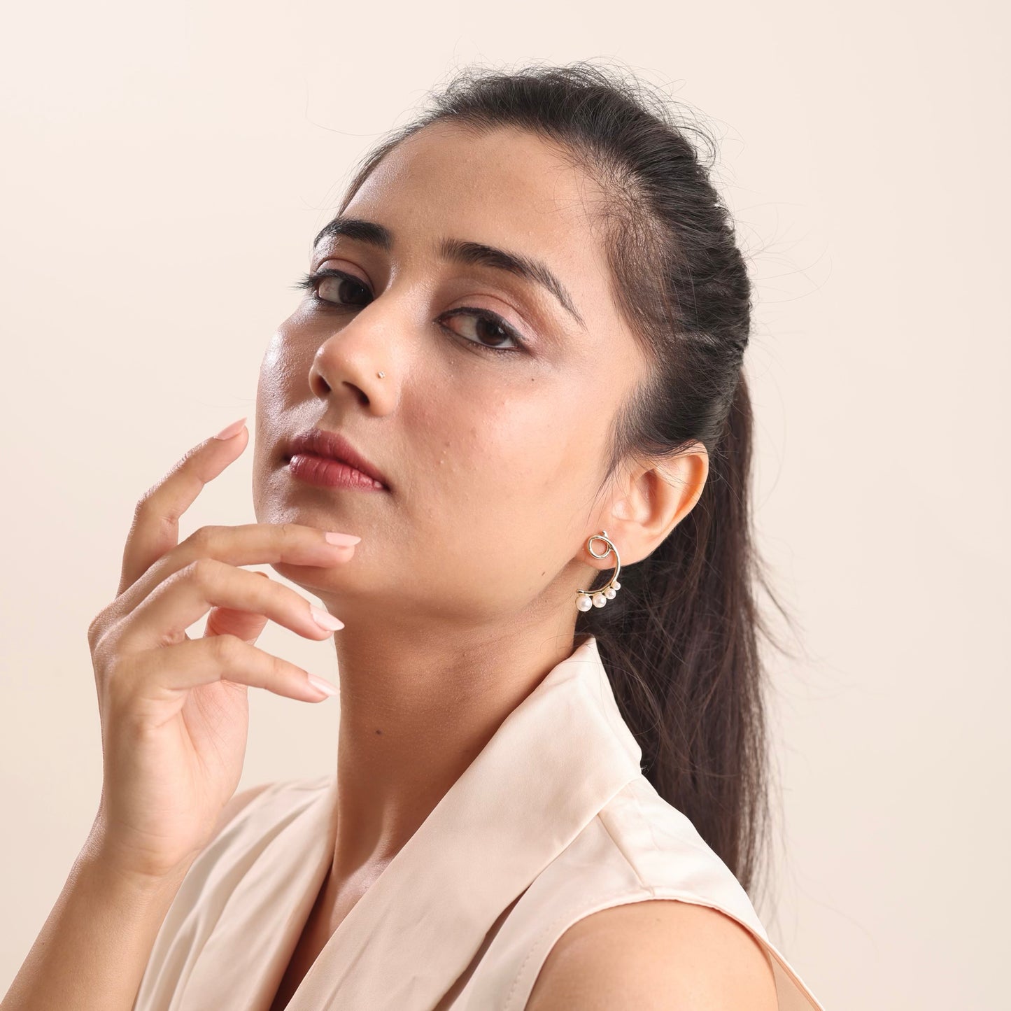 Loops Of Pearls Earring 18KGold Plated