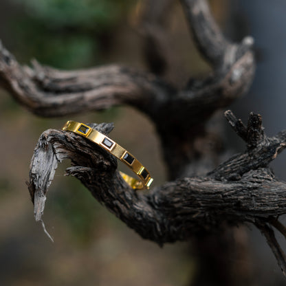 Black Crystal Kada